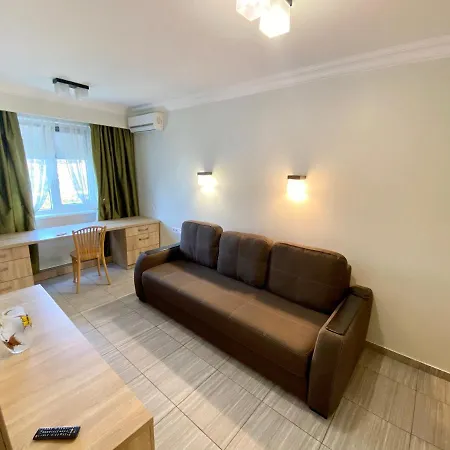 Apartment Marazlievskaya Lanzheron